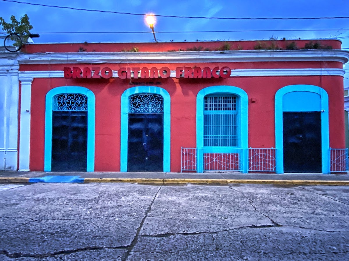 Vida local en la tienda