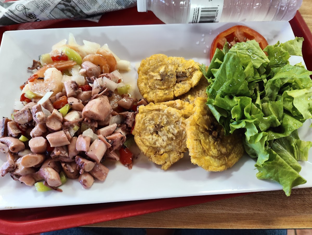 Café Restaurante La Unión - Vista exterior