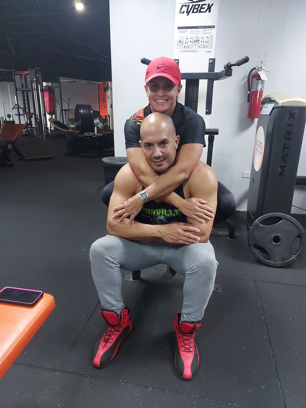Atleta entrenando en Xtreme Bodybuilding Gym