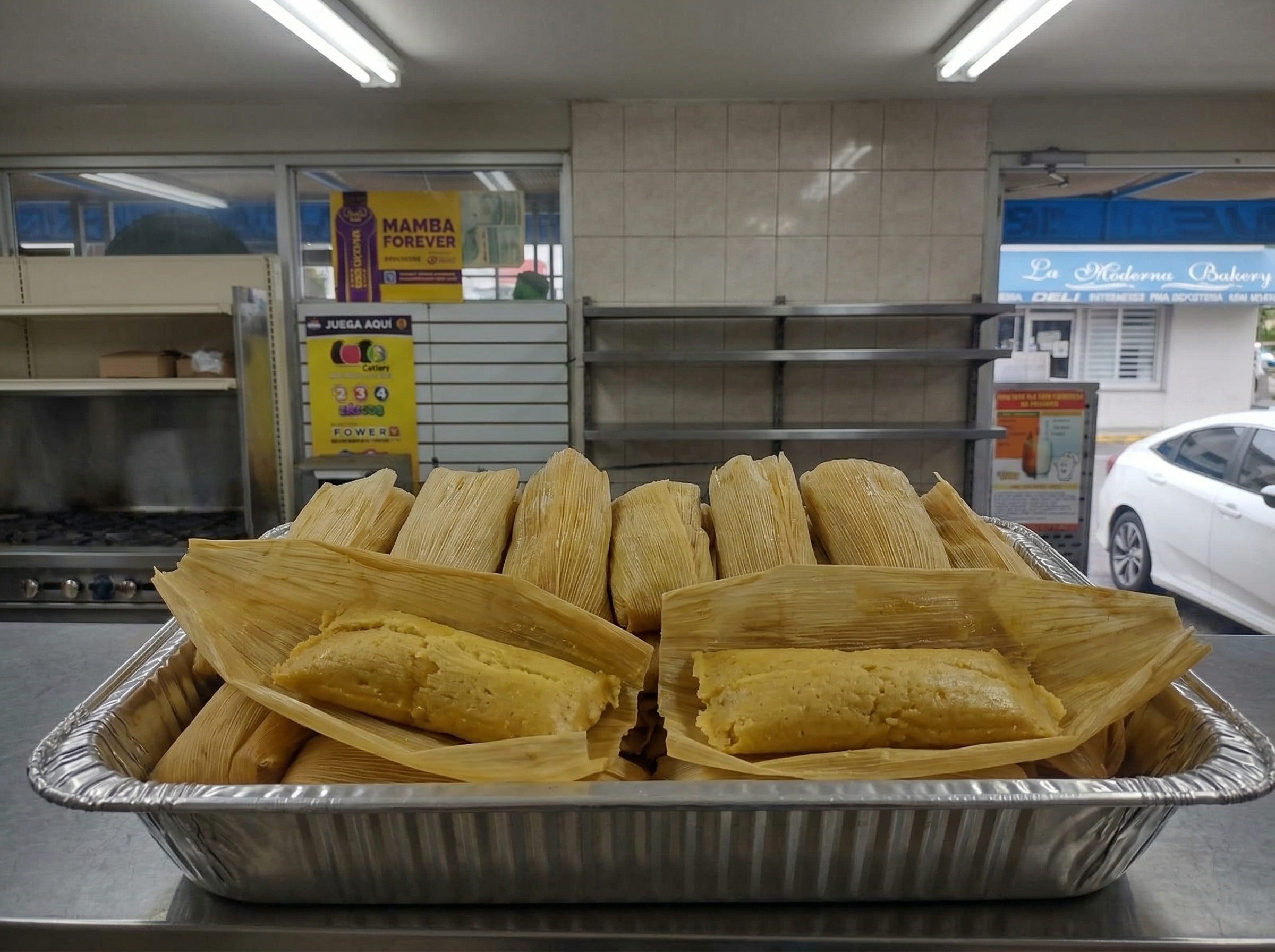 Tamales en bandeja