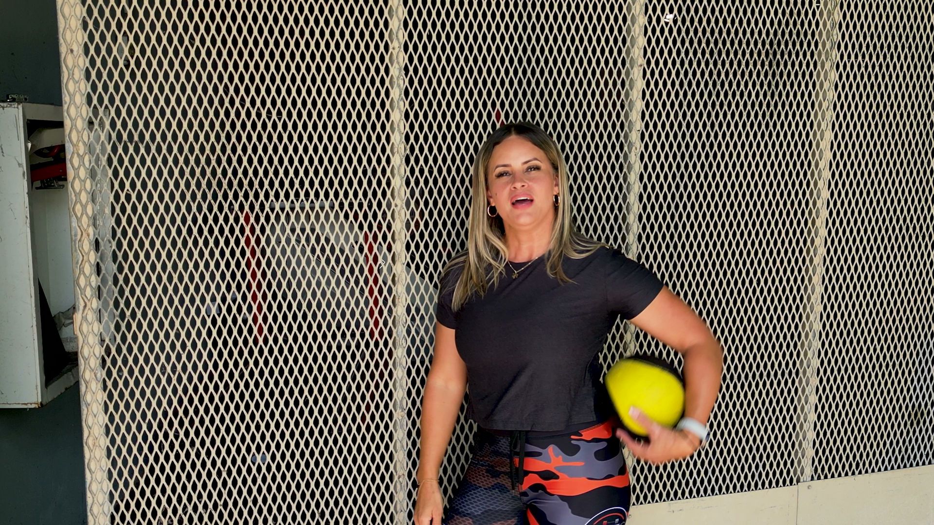 Miembros del gimnasio entrenando