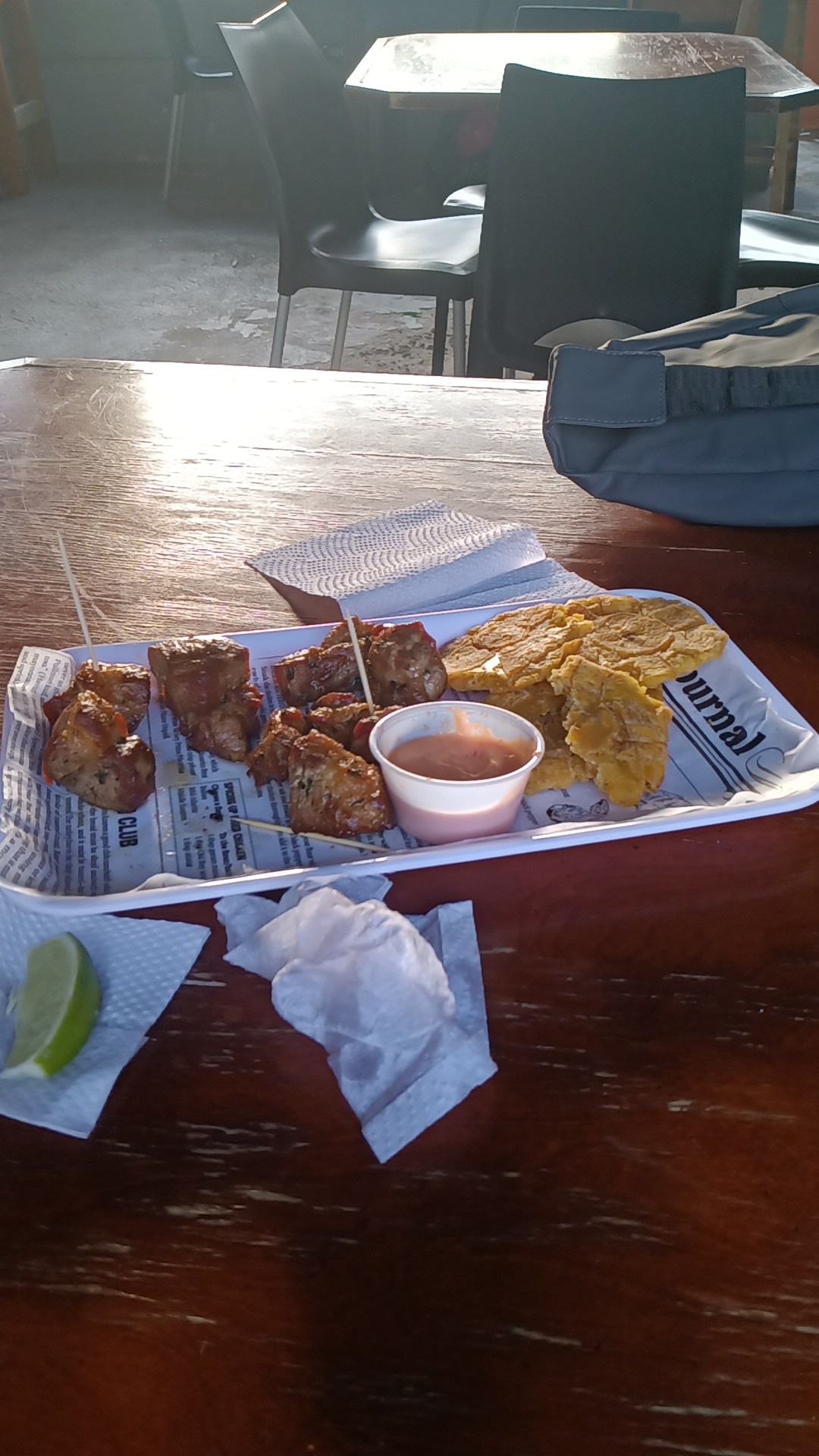 Interior del El Matatan Bar & Grill