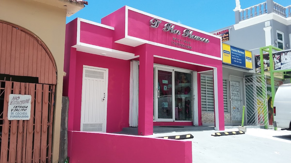Arreglos florales en exhibición — D'Flor Flowers Boutique Guaynabo