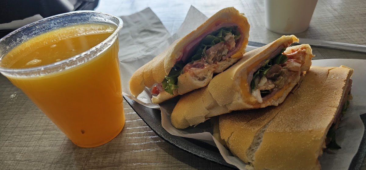 Ambiente de la panadería La Ponceña