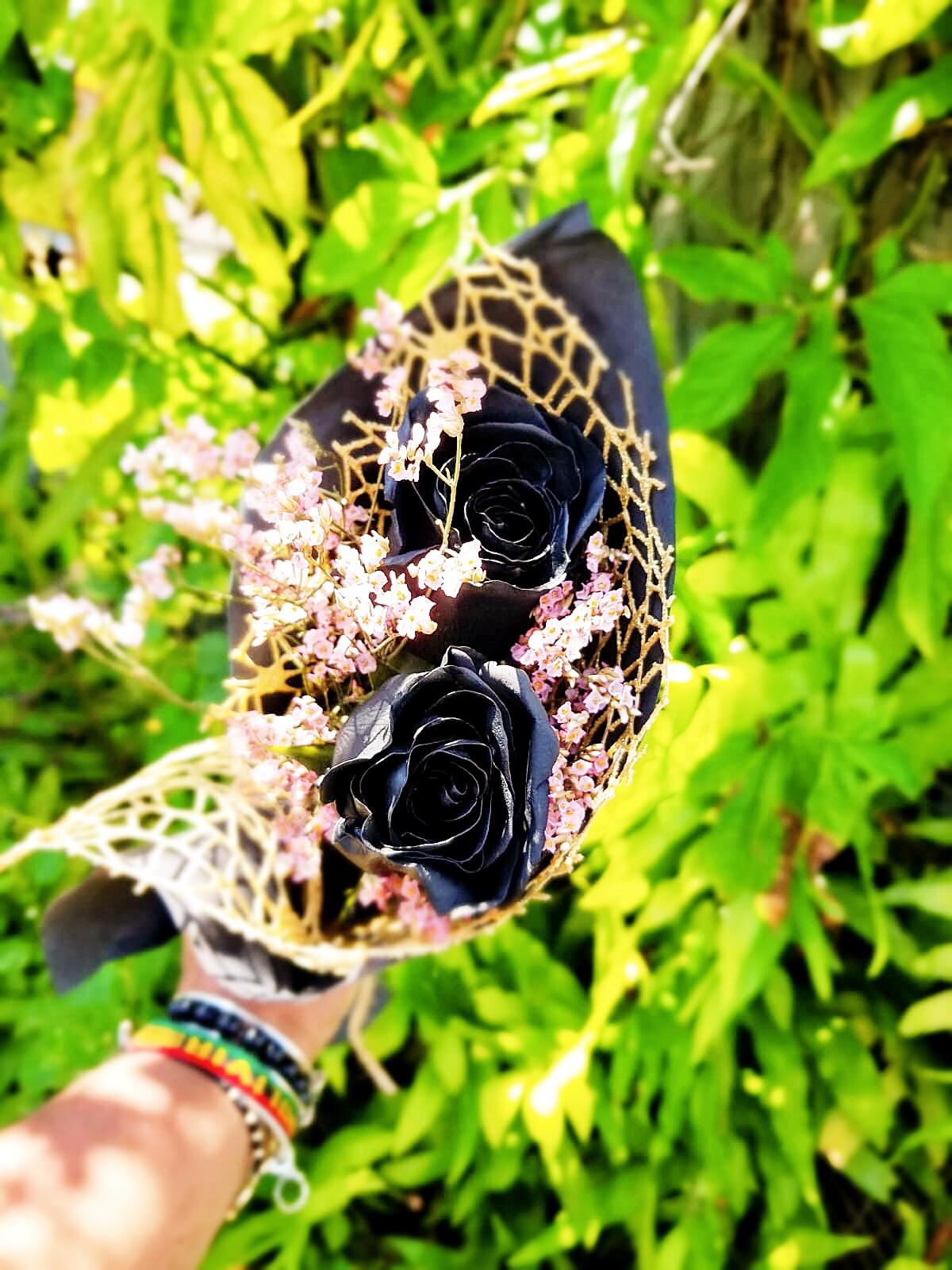 Arreglo tropical en florero — D'Flor Flowers Boutique