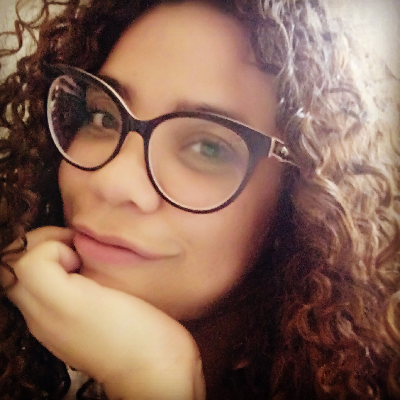 Thaís professor particular.