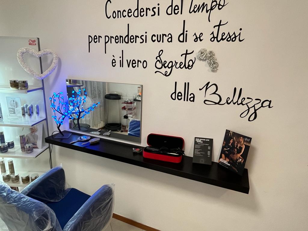 parrucchieria Ezea Coiffeur Parrucchieri Di Scarselli Enza