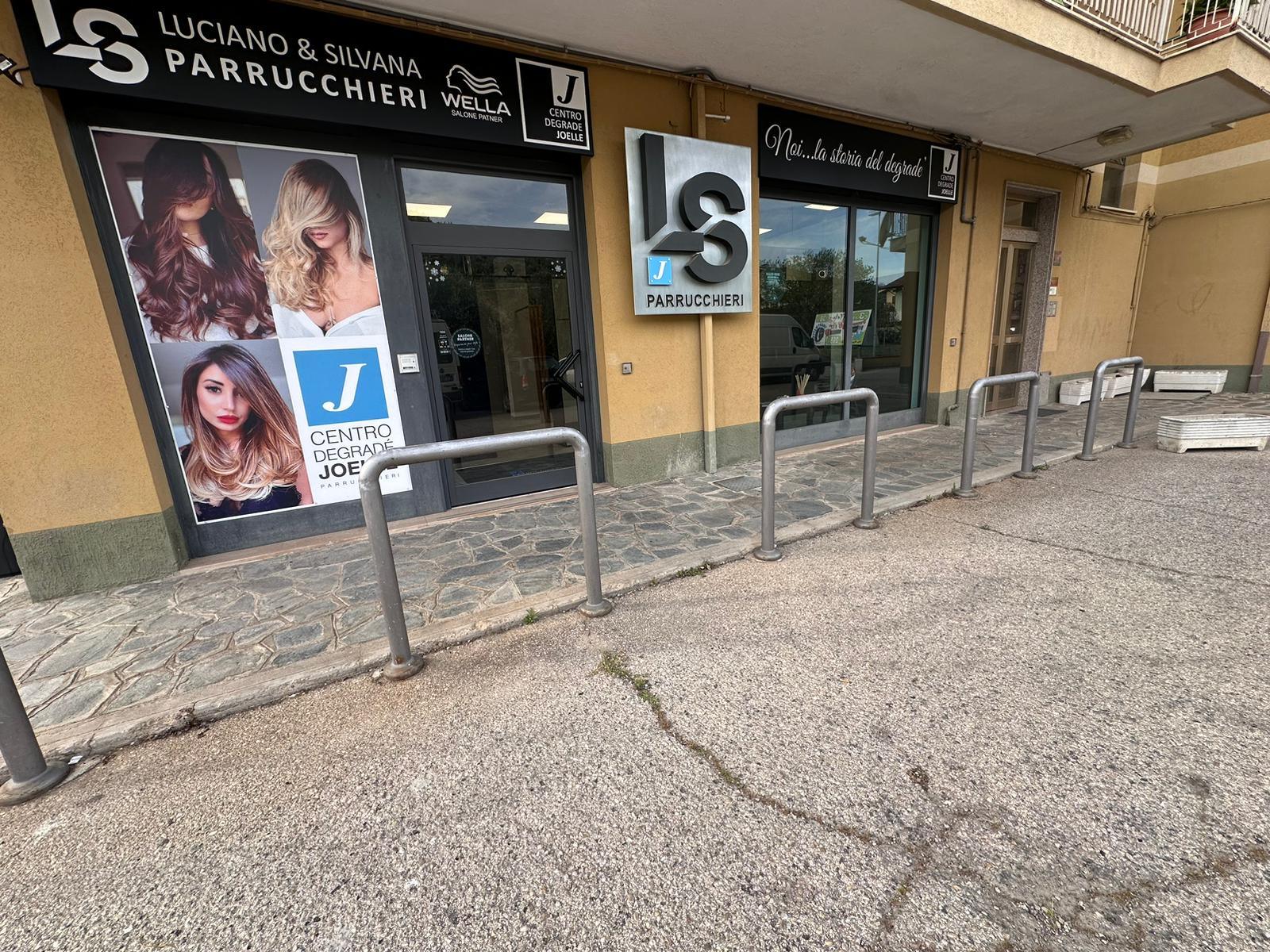 salone di bellezza Ls Parrucchieri Di Angela Di Loreto