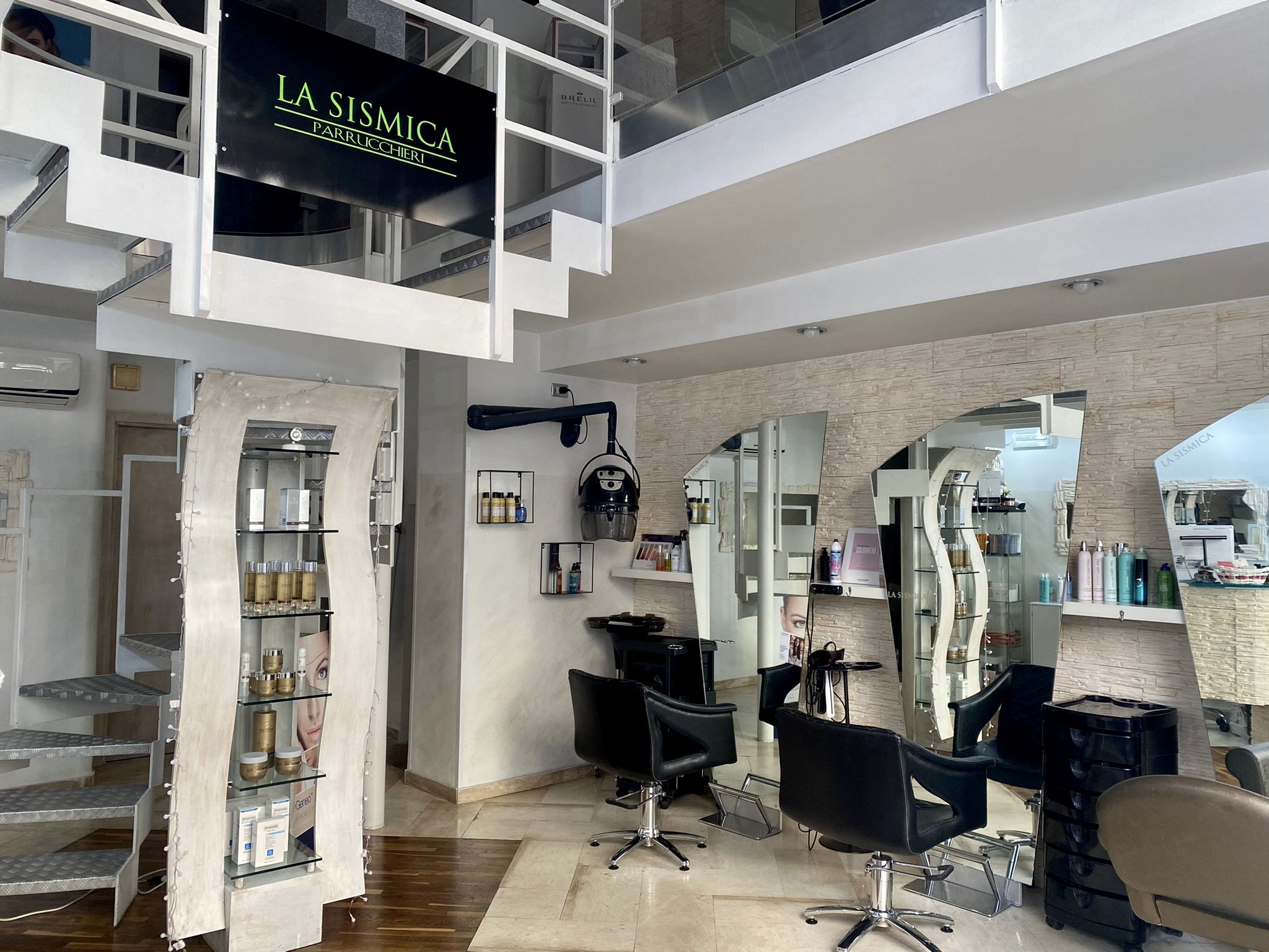 salone di bellezza La Sismica