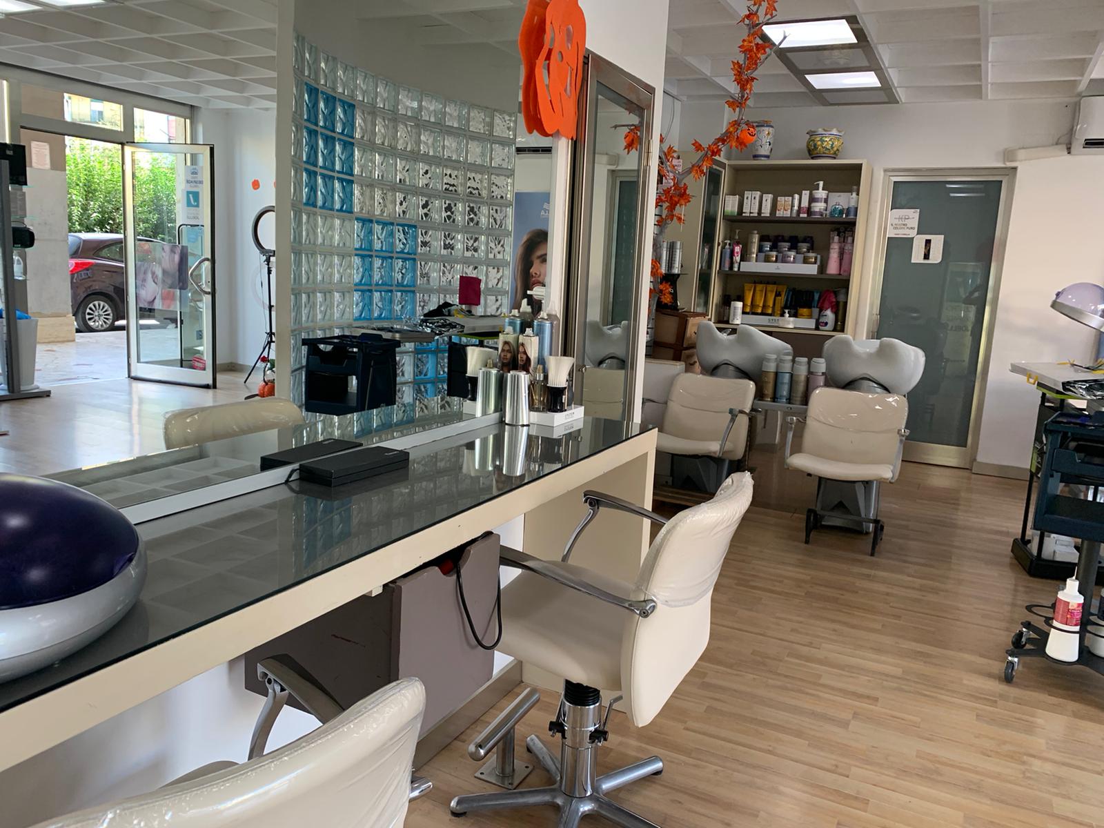 hairstylist Errenne Parrucchieri