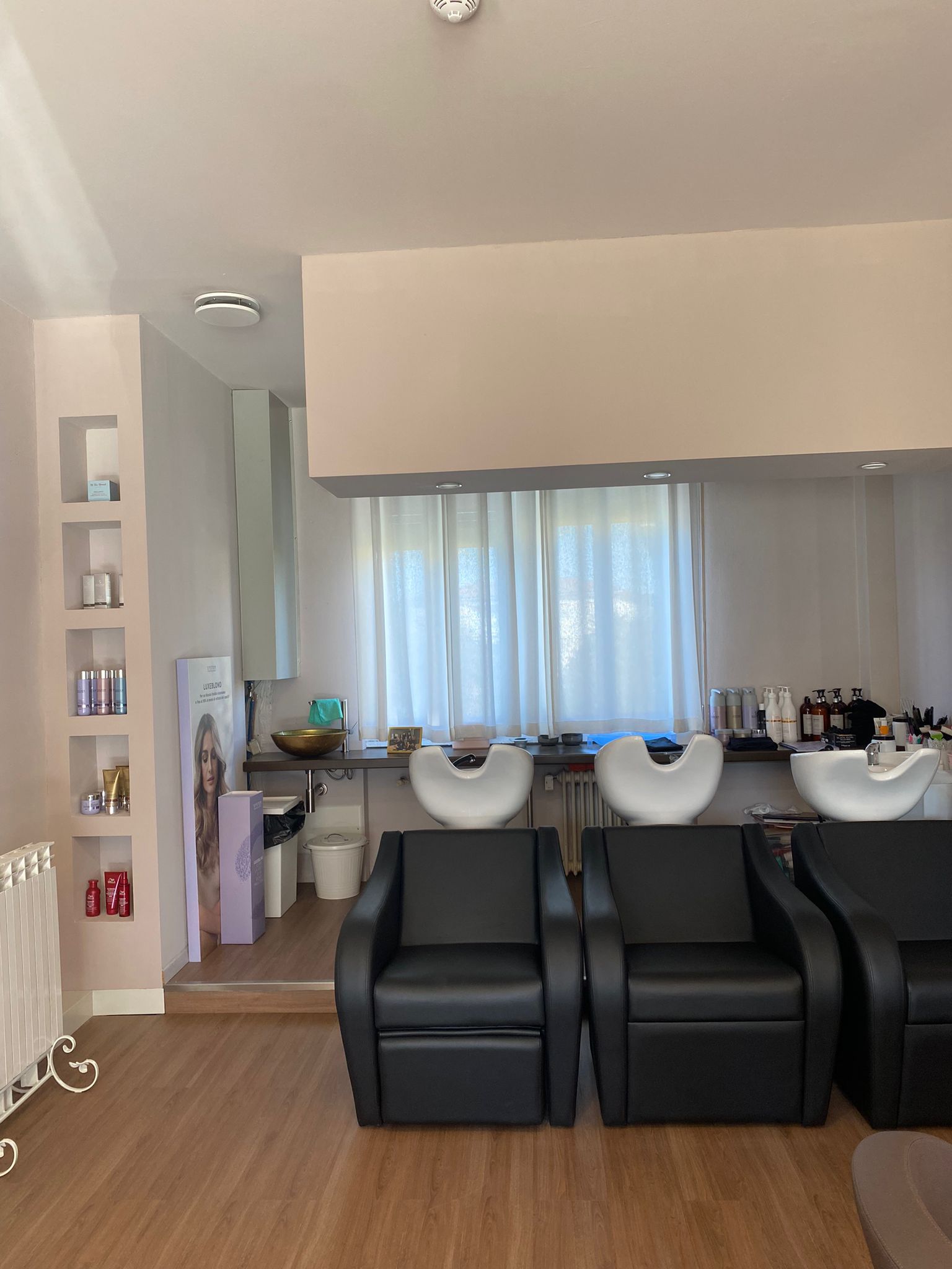 hairstylist Dalla Testa Ai Piedi Di Alessia Scalzo
