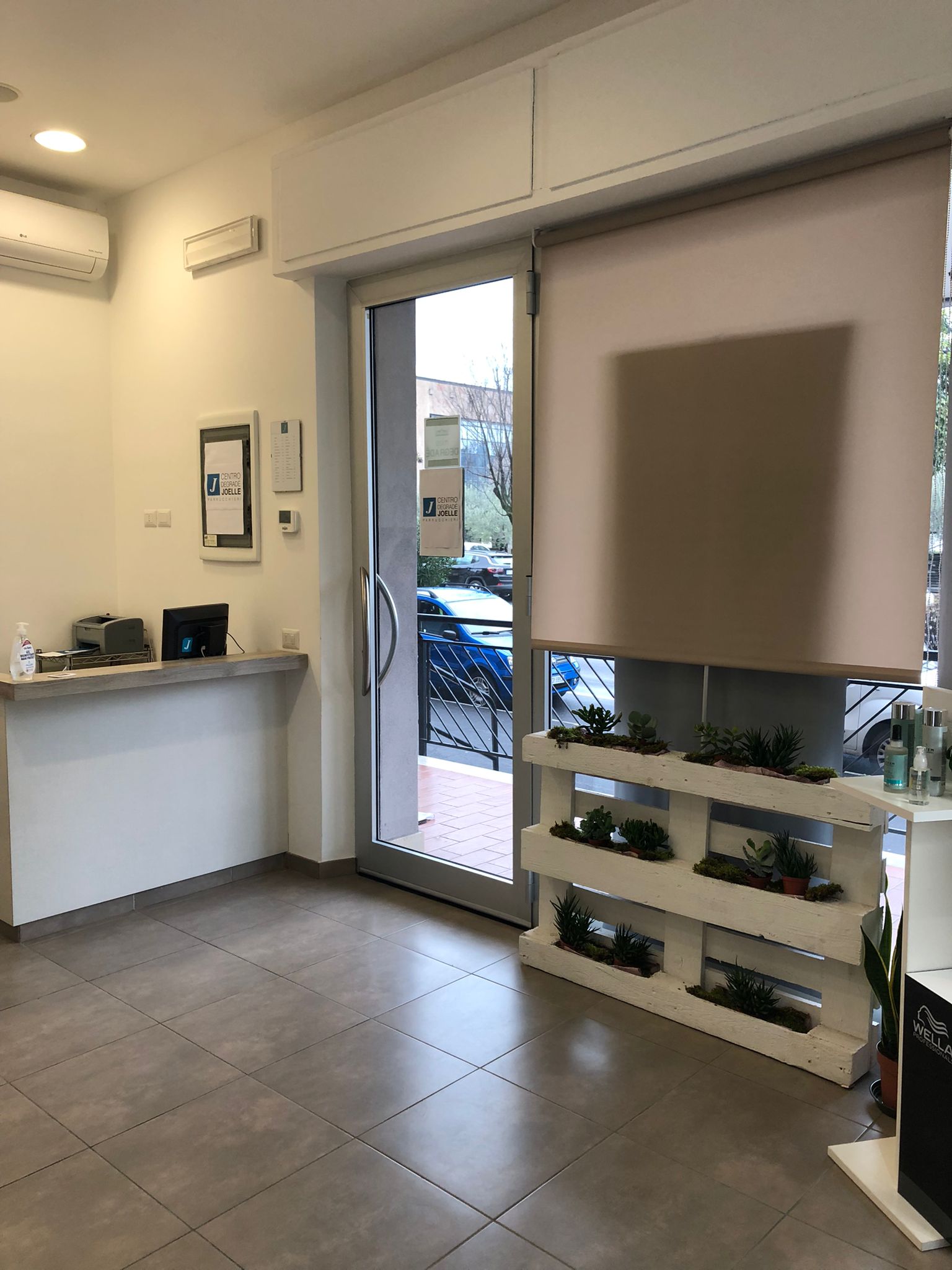 hairstylist Centro Degradé Joelle Porfiri e Mari - Tolentino