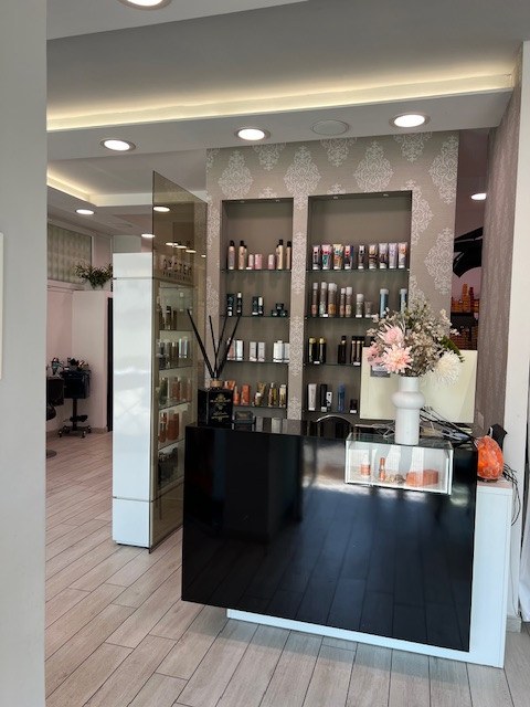 parrucchieria La Bellezza Di Della Casa di Dio Sandra