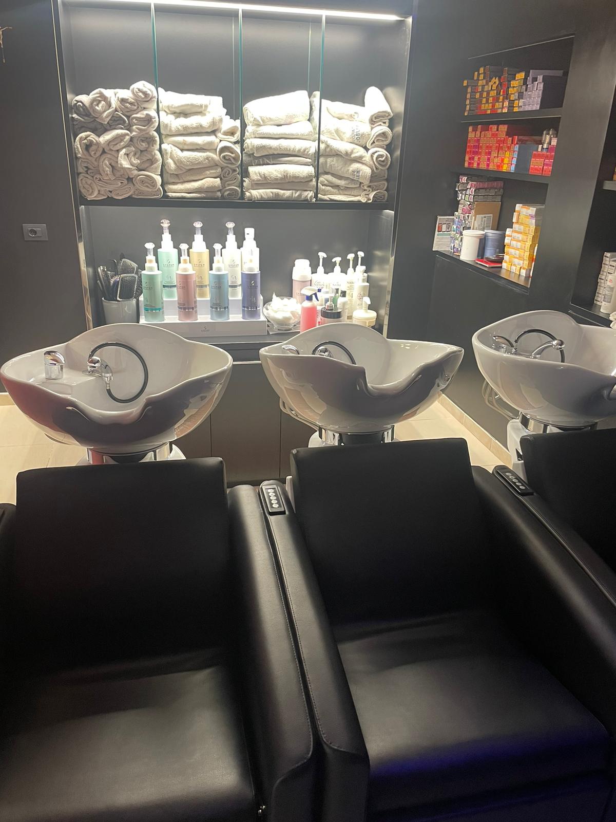 hairstylist Alida Coiffeur