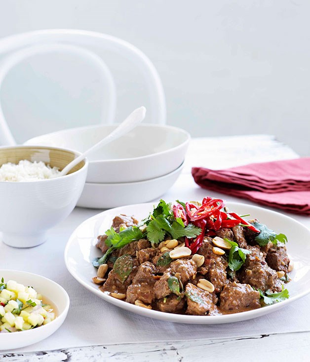 Pork neck curry with roast peanuts and pineapple relish