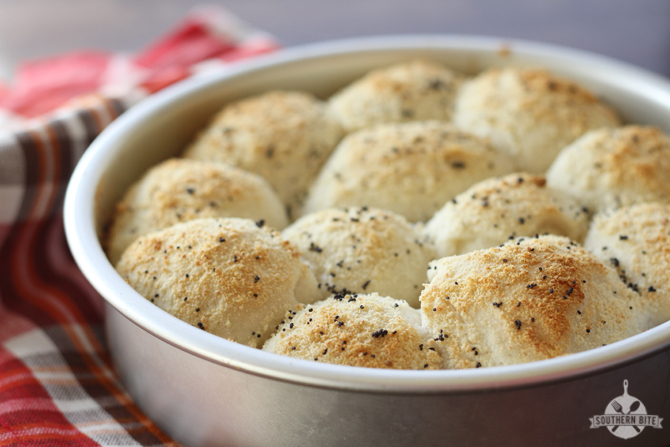Easy Dinner Rolls