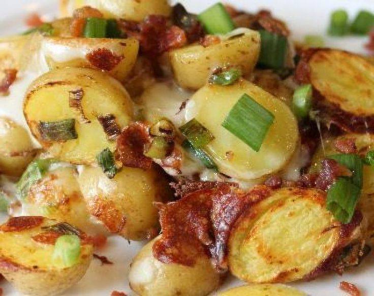 CROCK POT CHEESY BACON POTATOES
