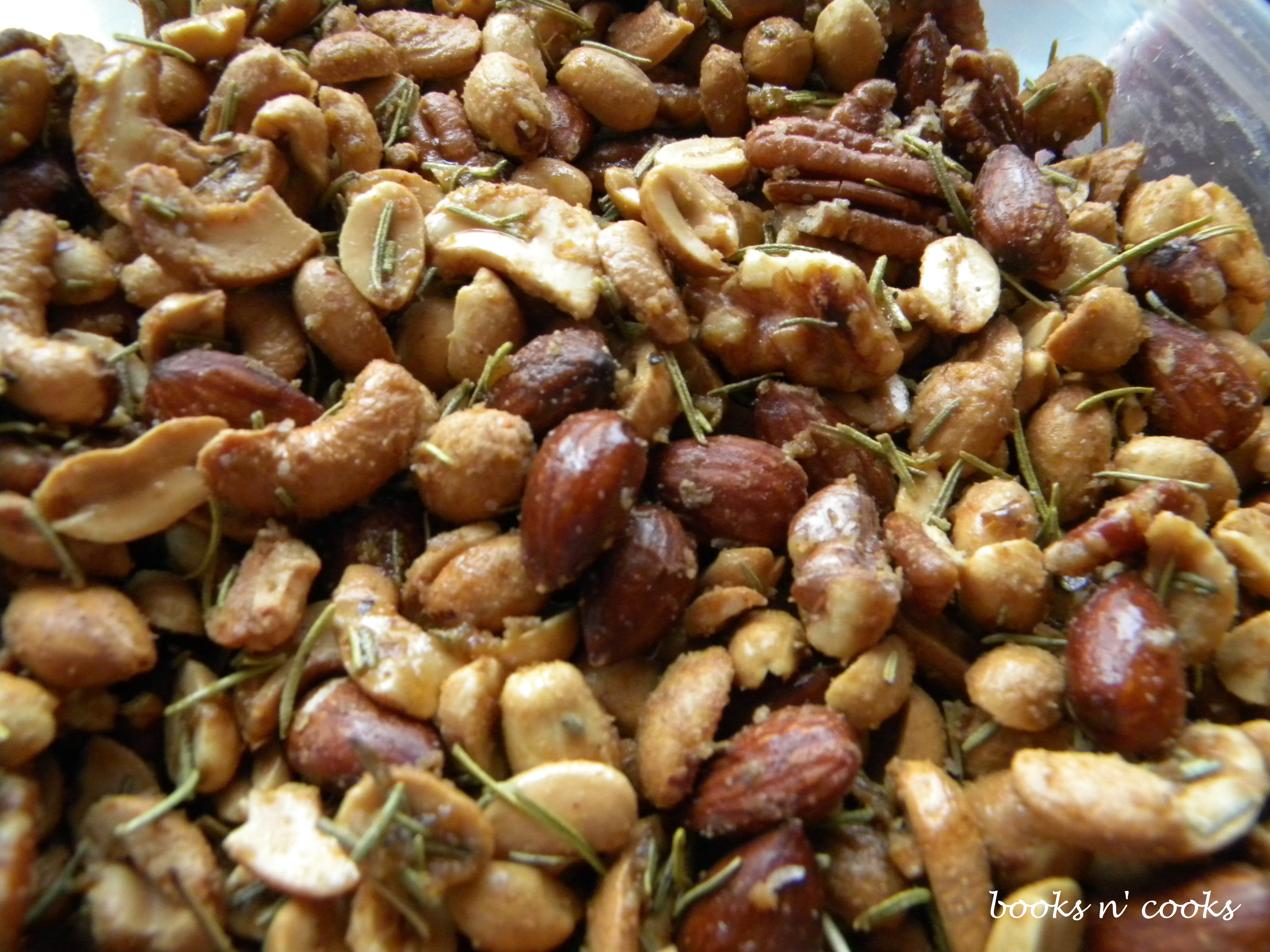 Italian Spiced Nuts