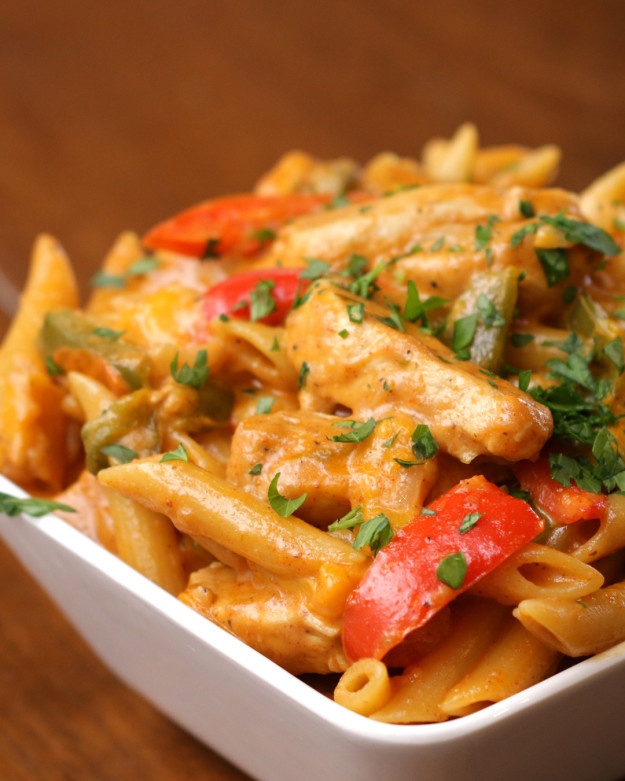One-Pot Chicken Fajita Pasta