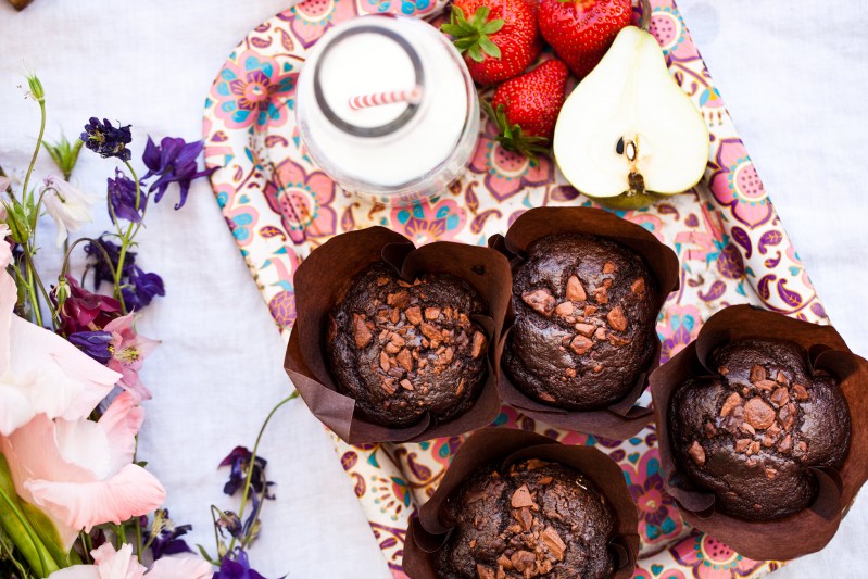 Celozrnné čokoládové muffiny