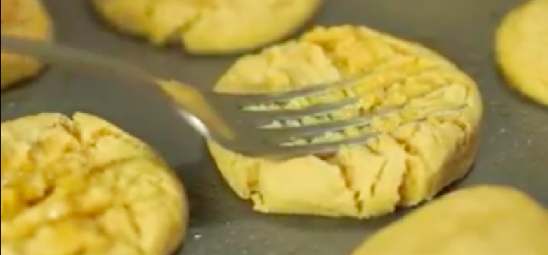 3 Ingredient Peanut Butter Cookies