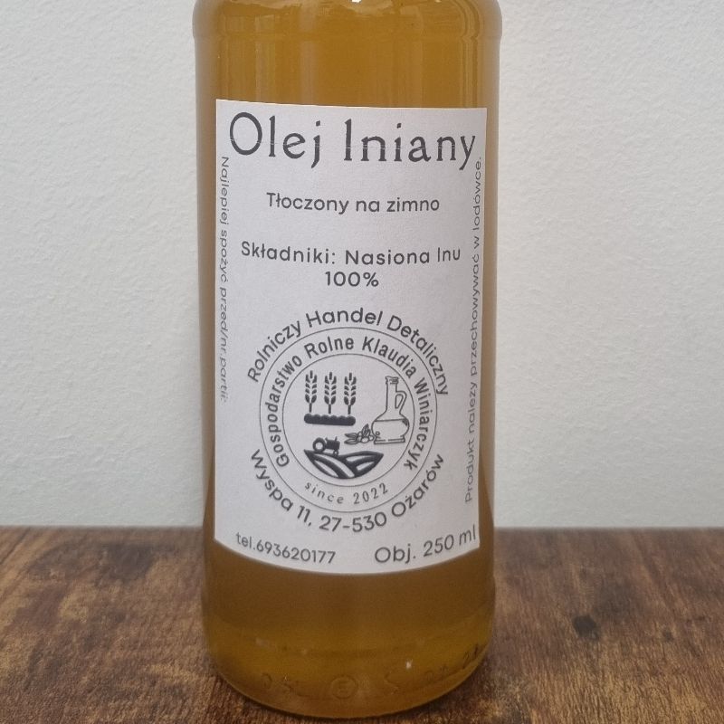 Oleje lniany w jasnej butelce 0,5l
