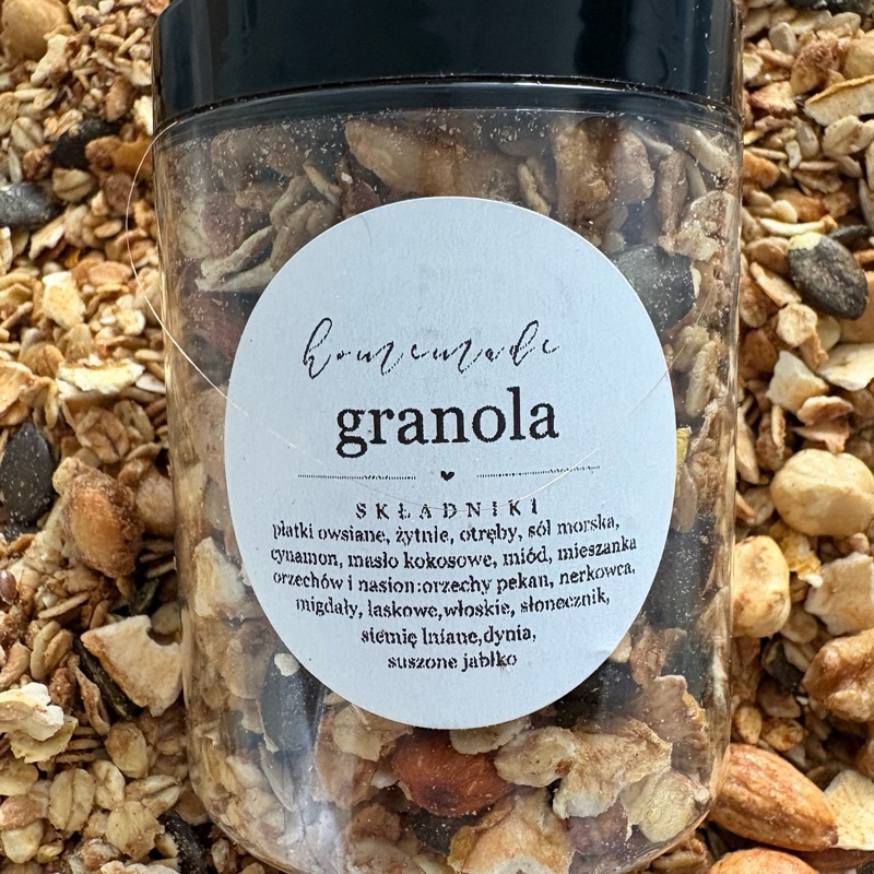 Pieczona Granola z suszonym jabłkiem