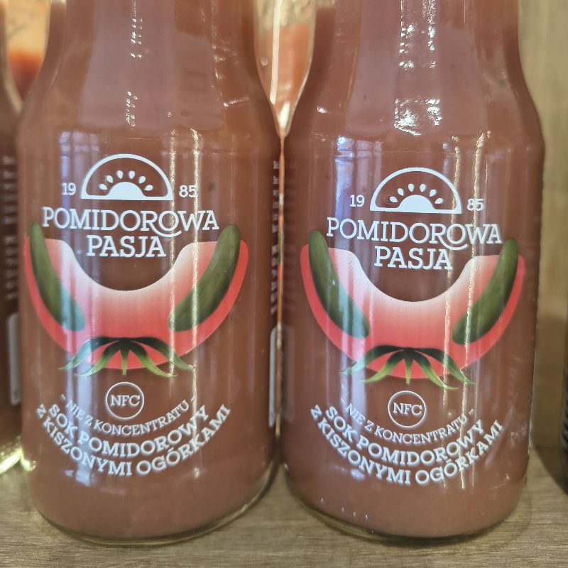 Sok Pomidorowy z kiszonym ogórkiem 