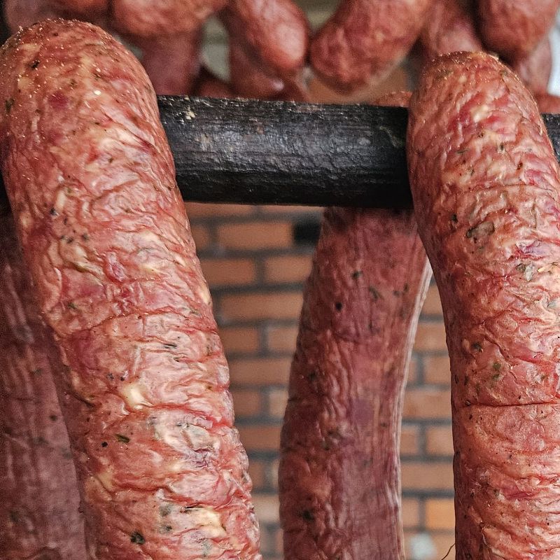 Kiełbasa myśliwska z jelenia