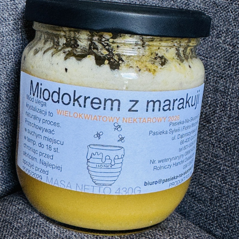 Miodokrem z marakują