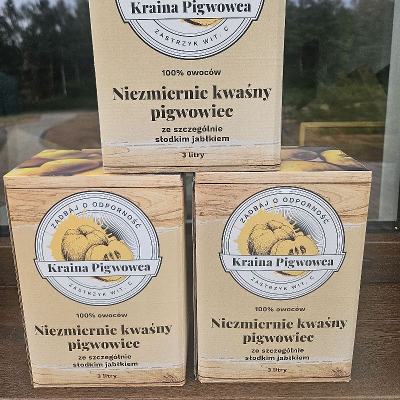 3x3 litry soku do picia. Kwaśny pigwowiec ze słodkim jabłuszkiem.