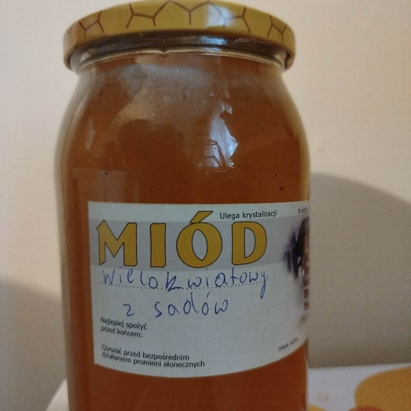 Miód wiosenny wielokwiatowy z sadow